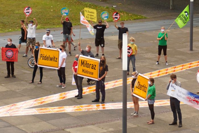 Abgebaggerte Orte - Demo vor dem Landtag in Dresden 2020